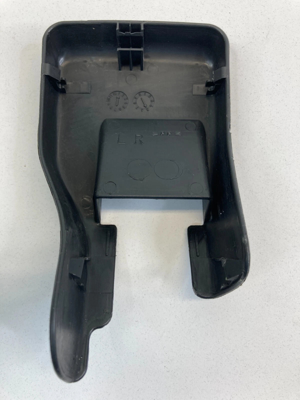 2003-2007 NISSAN MURANO FRONT LH SEAT RAIL END CAP TRIM COVER TRACK OEM FACTORY
