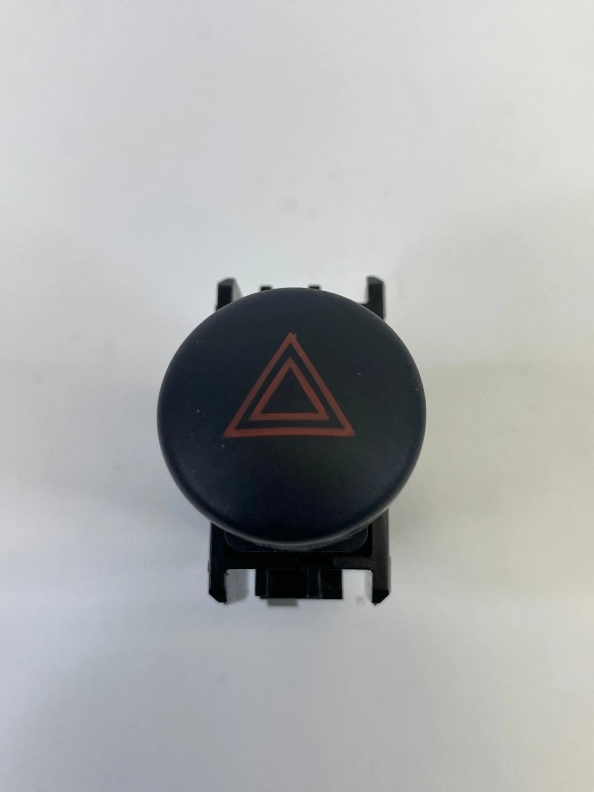 2003-2008 Pontiac Vibe Hazard Warning Control Switch Button 157962 OEM