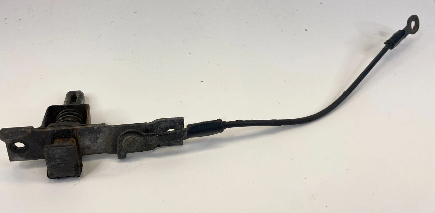 01-04 CHEVROLET CHEVY S10 REAR RIGHT LIFTGATE TAILGATE LOCK LATCH W/ CABLE OEM
