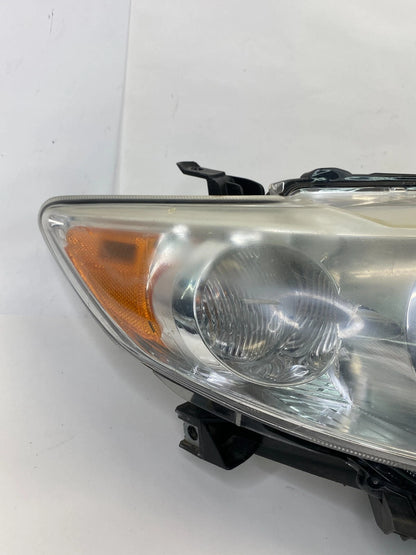 2009 2010 TOYOTA COROLLA FRONT RIGHT PASSENGER HEADLIGHT HEADLAMP OEM