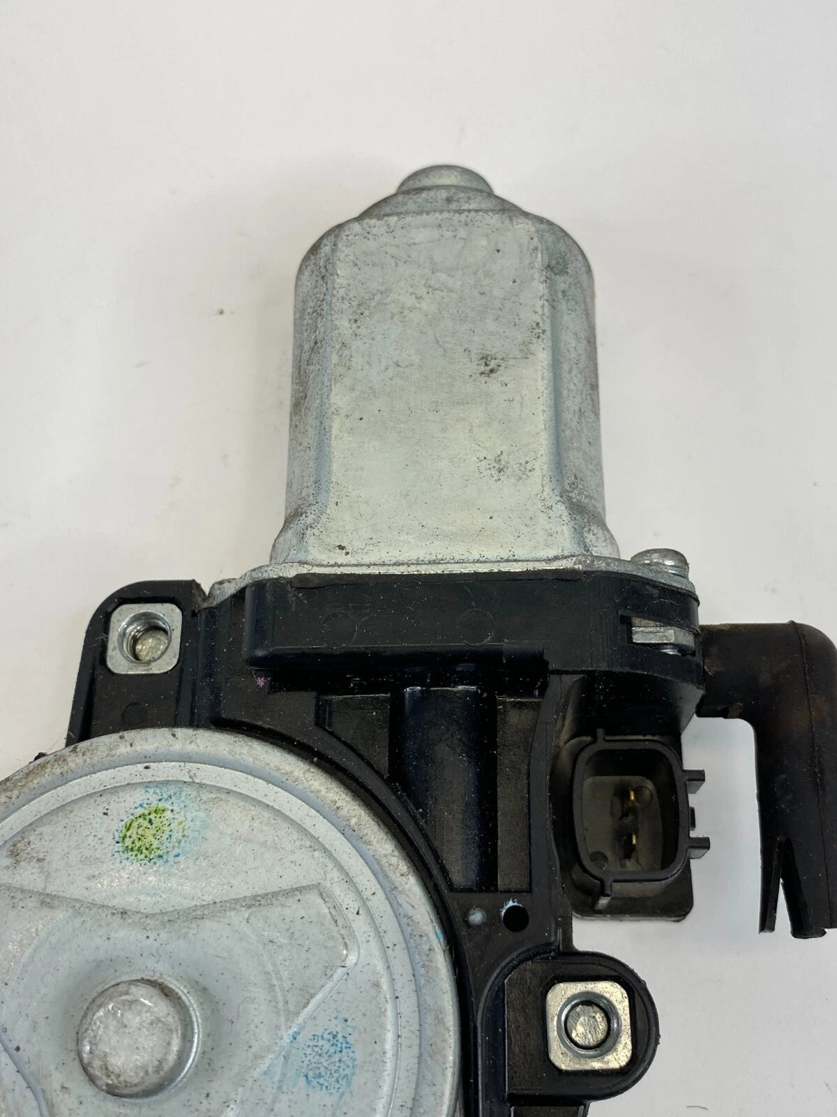 2007 08 09 10 11 2012 NISSAN VERSA REAR RIGHT SIDE DOOR WINDOW MOTOR 82730-AX00A