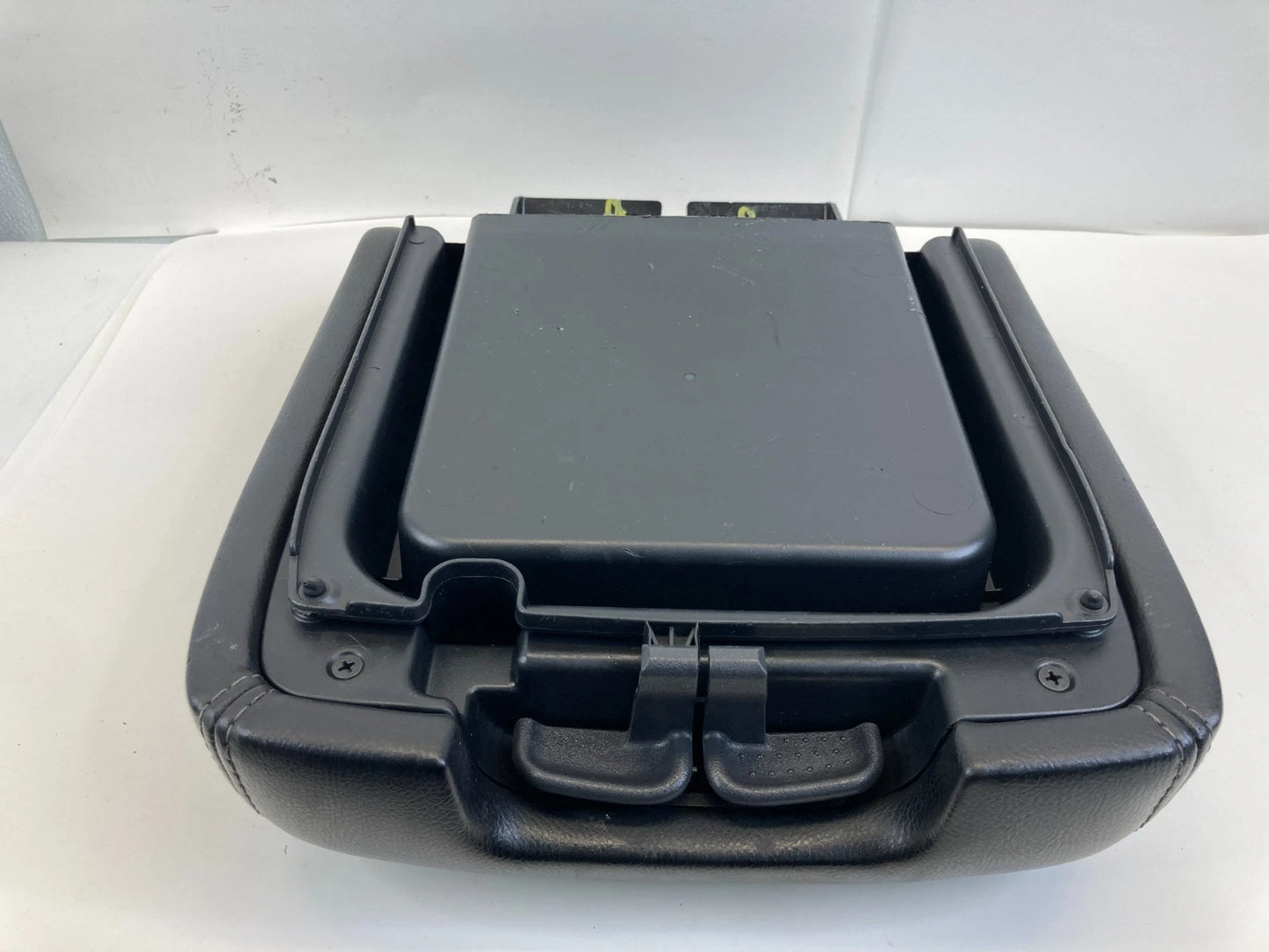 2013-2016 NISSAN PATHFINDER CENTER CONSOLE LID ARMREST BLACK 96920-3KA1A OEM