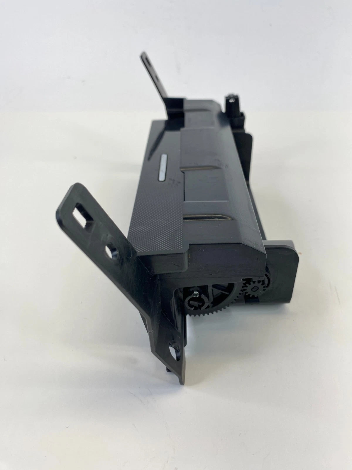 2010-2012 FORD TAURUS DASH STORAGE W/POWER OUTLET & LIGHT SWITCH BG13-54045P26