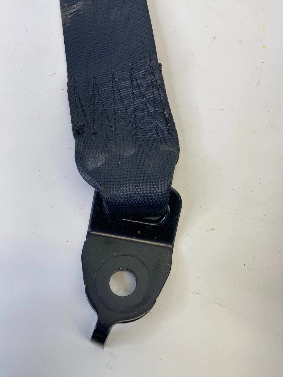 2010-2013 MAZDA 3 SEDAN FRONT RIGHT PASSENGER SIDE SEAT BELT RETRACTOR ASSY OEM