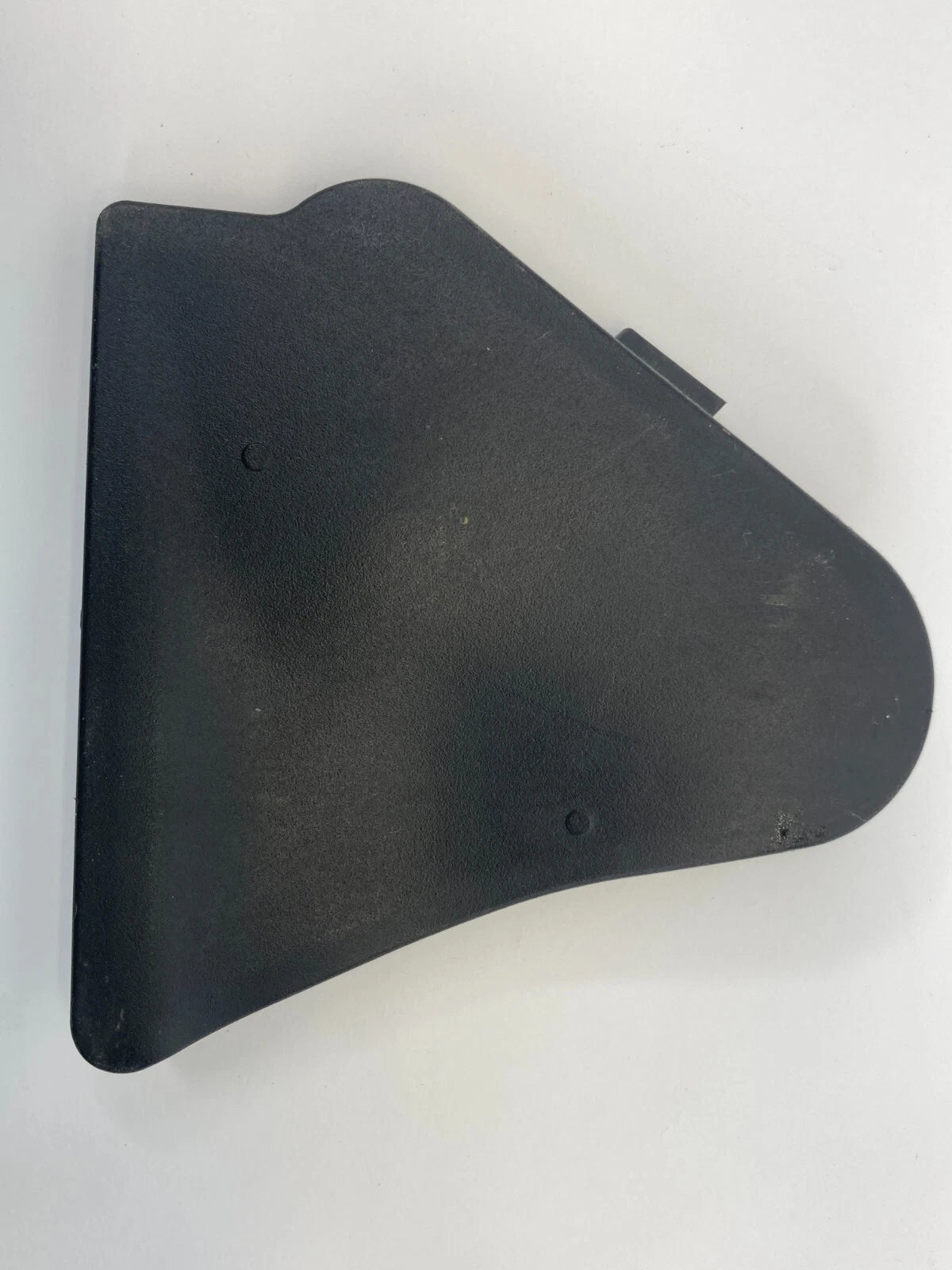 2010-2015 TOYOTA PRIUS FRONT RIGHT DOOR INNER MIRROR CORNER LOCK STRIKER COVER
