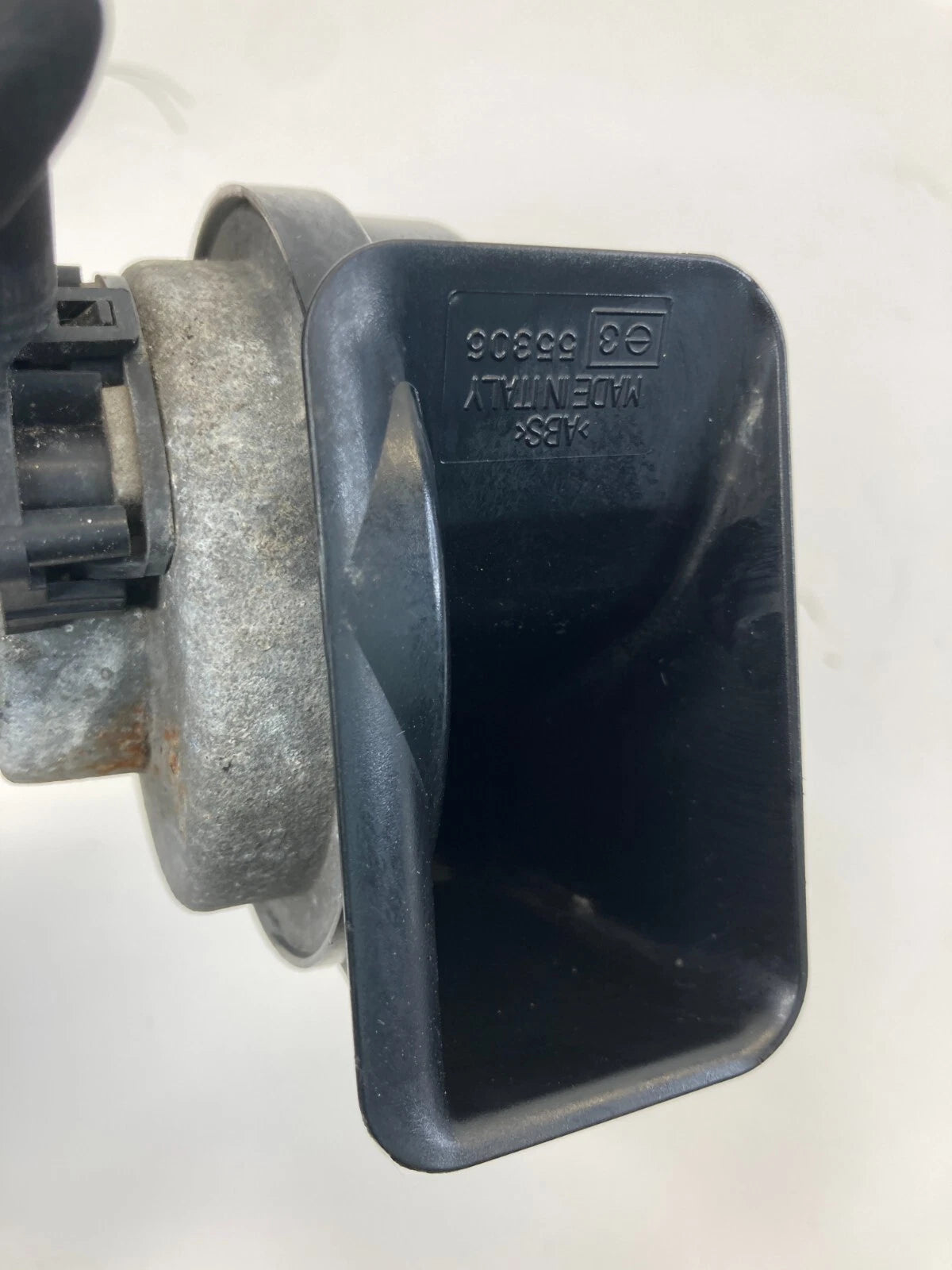 2009-2012 VOLKSWAGEN CC 06-10 PASSAT SEDAN LOW NOTE TONE SIGNAL HORN E3-0055306