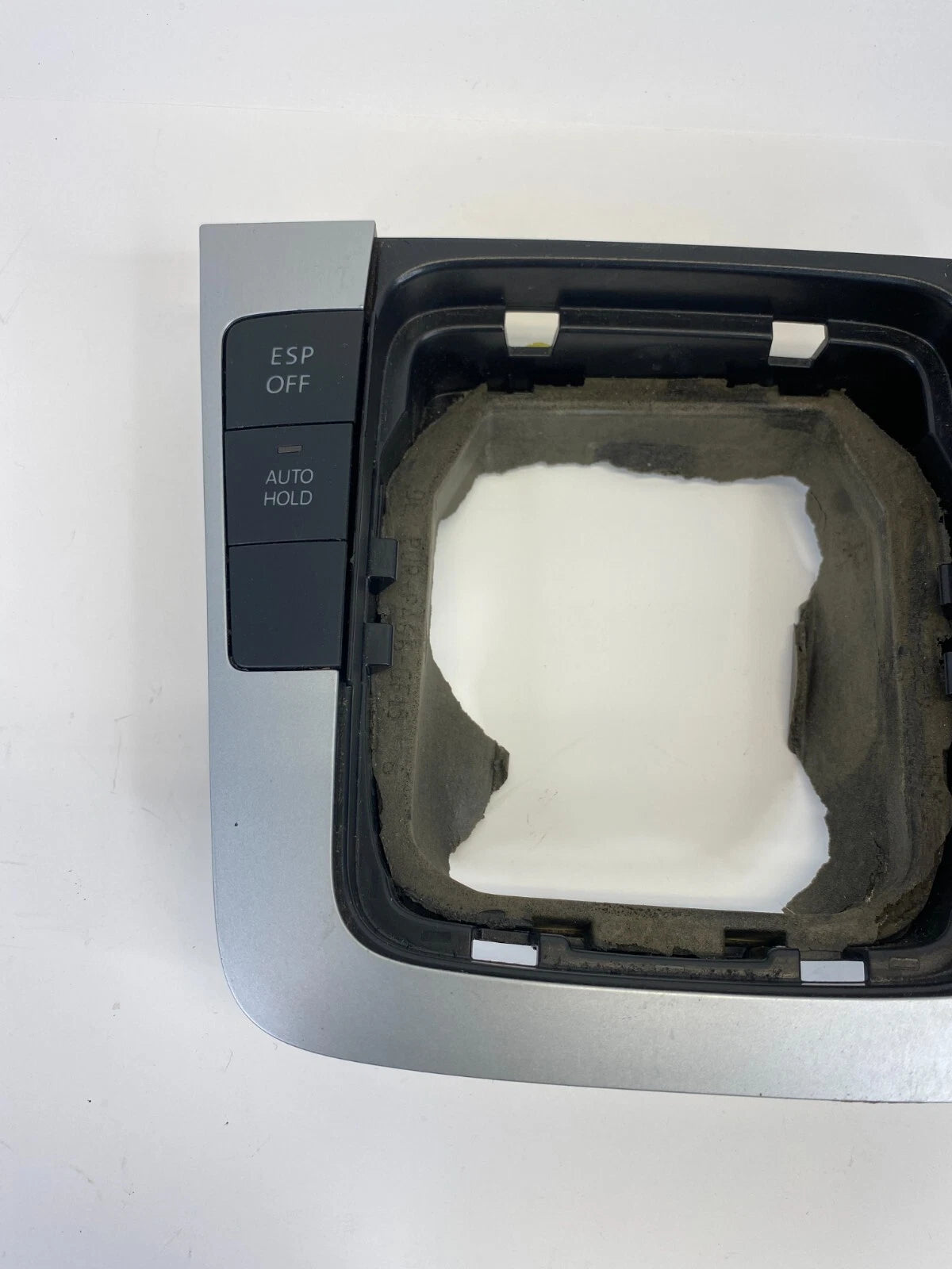 09-17 VOLKSWAGEN CC SEDAN CENTER CONSOLE SHIFTER SHIFT BEZEL TRIM 3C0864263G OEM