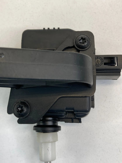 2003-2009 MERCEDES-BENZ E320 FUEL FILLER DOOR LOCK ACTUATOR BRACKET 2038201997