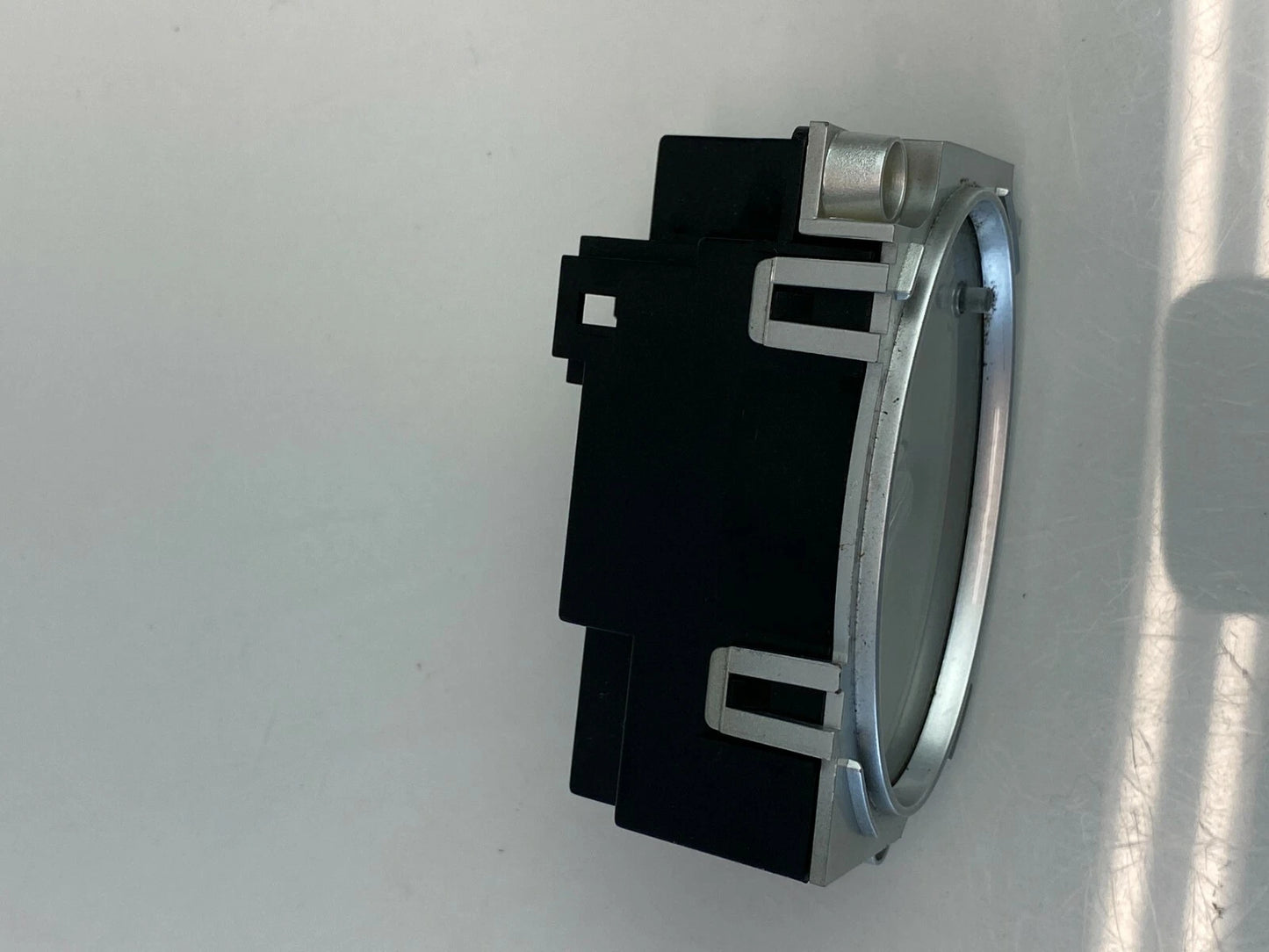 05-07 FORD FIVE HUNDRED 08-09 TAURUS CENTER DASH CLOCK TIME UNIT OEM