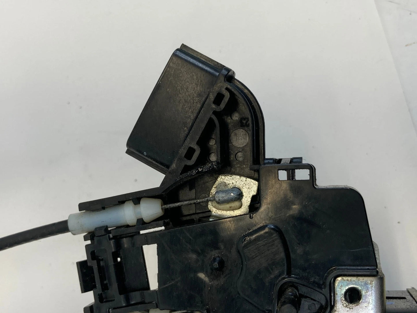 2009-2014 NISSAN MURANO REAR LEFT SIDE DOOR LOCK LATCH ACTUATOR ASSY OEM