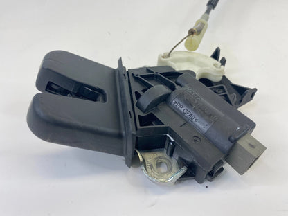 05-10 VOLKSWAGEN PASSAT SEDAN TRUNK LID LOCK LATCH W/ HANDLE RELEASE 4F5827505