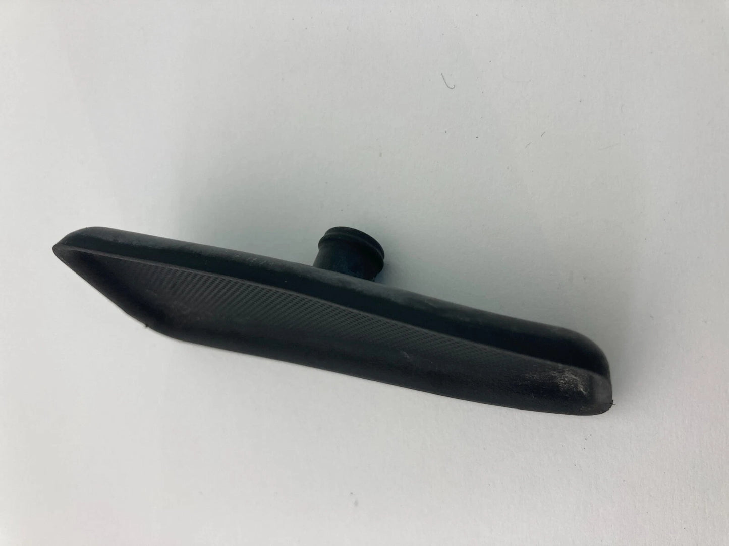 2006-2013 CHEVROLET IMPALA REAR LEFT SIDE DOOR PANEL SWITCH PULL SCREW COVER OEM