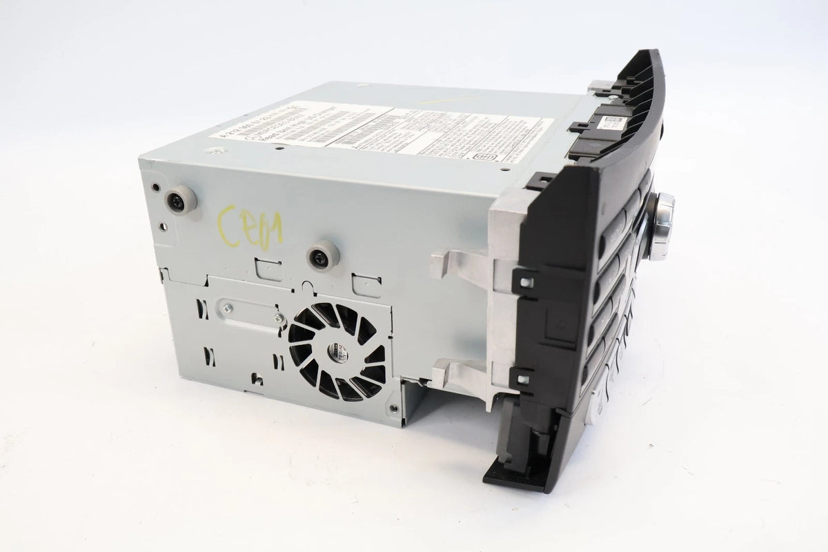14 15 MERCEDES-BENZ E350 RADIO NAVIGATION HEAD UNIT CD PLAYER A2129006723 OEM