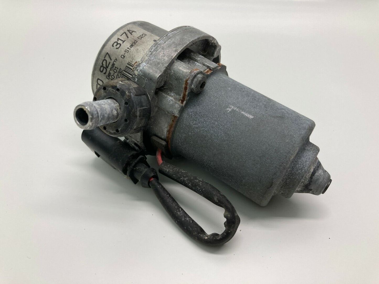 2003-2005 Passat 2002-2006 Audi A4 Quattro Brake Vacuum Pump 8E0-927-317A OEM