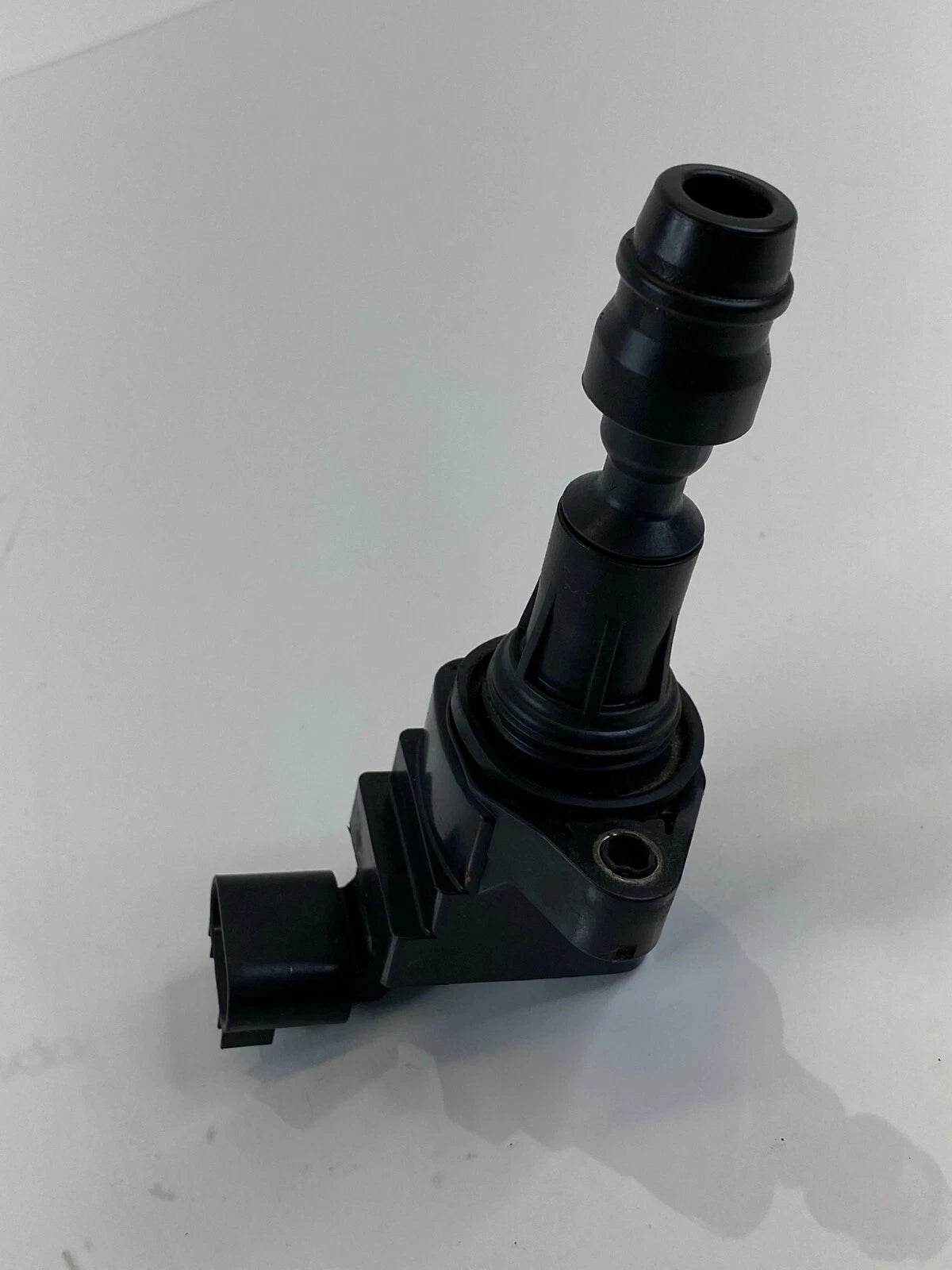 2007-2010 SATURN VUE 12-17 BUICK VERANO 2.4L IGNITION COIL IGNITOR 12578224 OEM