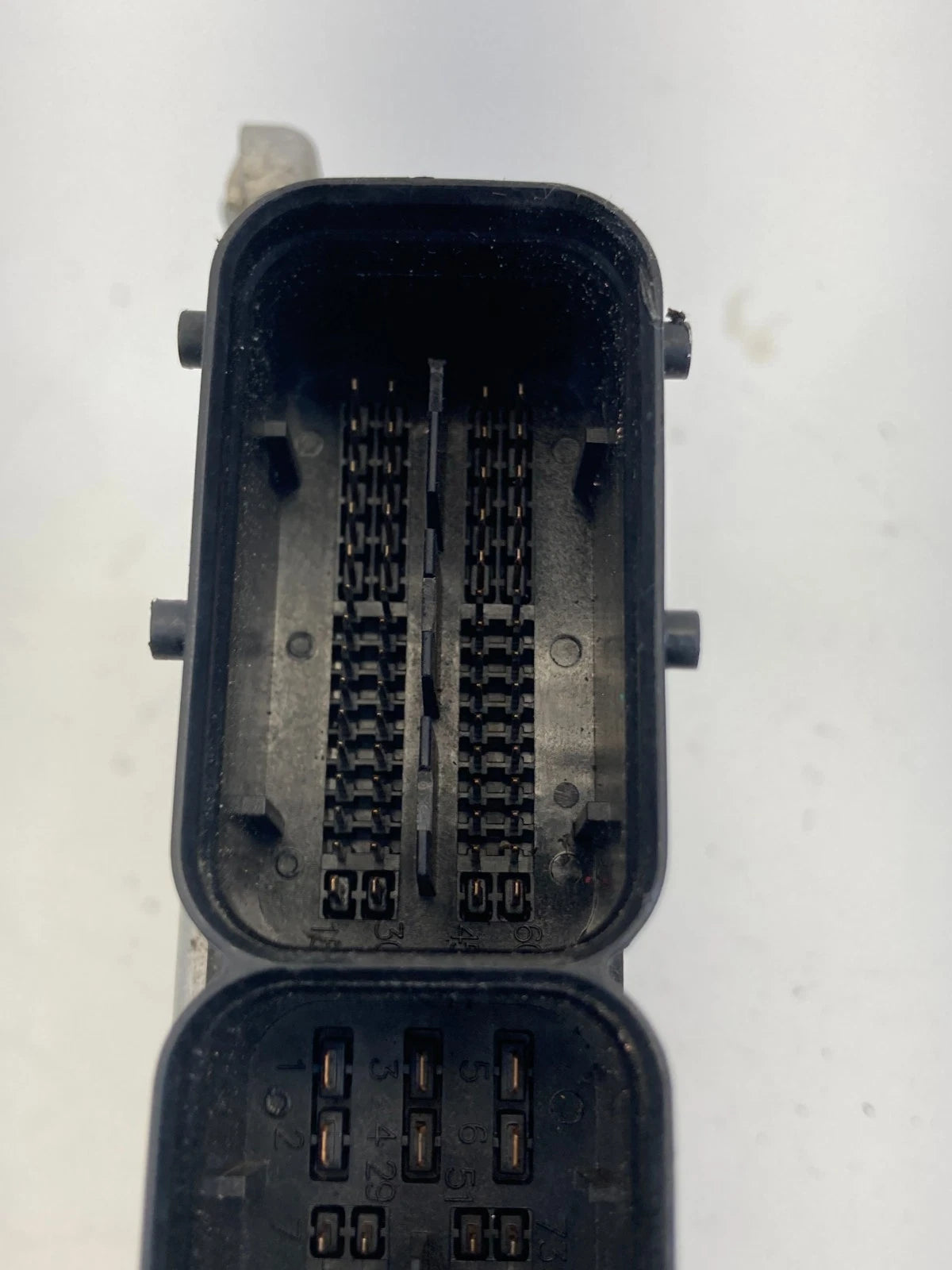 12 13 Fiat 500 1.4L L4 A/T ENGINE COMPUTER CONTROL MODULE ECM ECU PCM 05150604AB