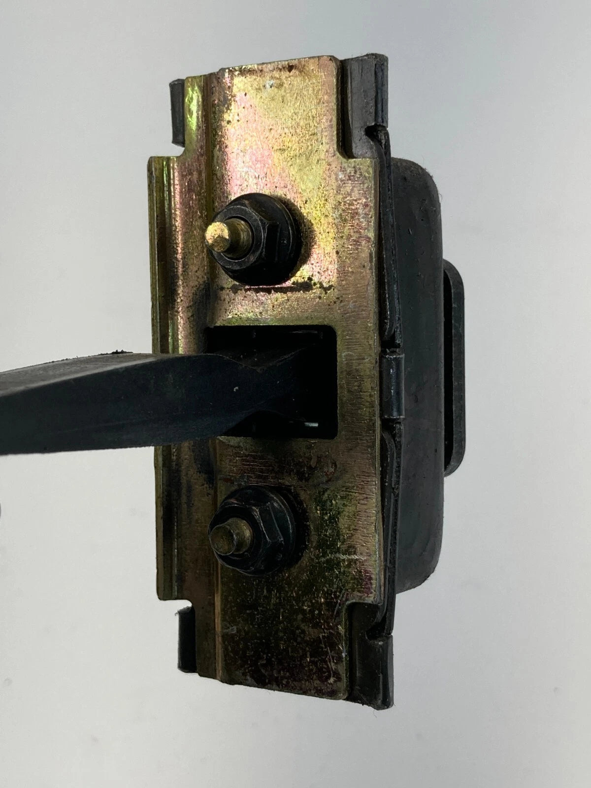 1999-2003 MERCEDES BENZ ML 320 FRONT DOOR CHECK STOPPER DETENT A1637200016