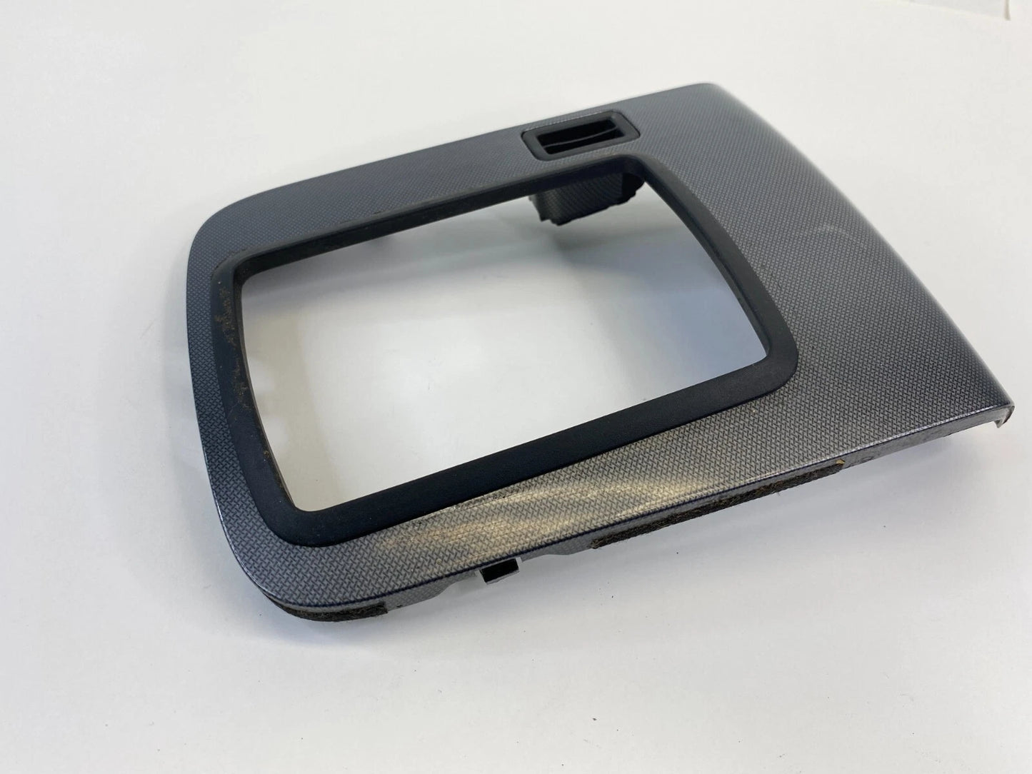 2006-2008 HYUNDAI SONATA CENTER CONSOLE SHIFTER BEZEL TRIM PANEL 84651-3K200 OEM
