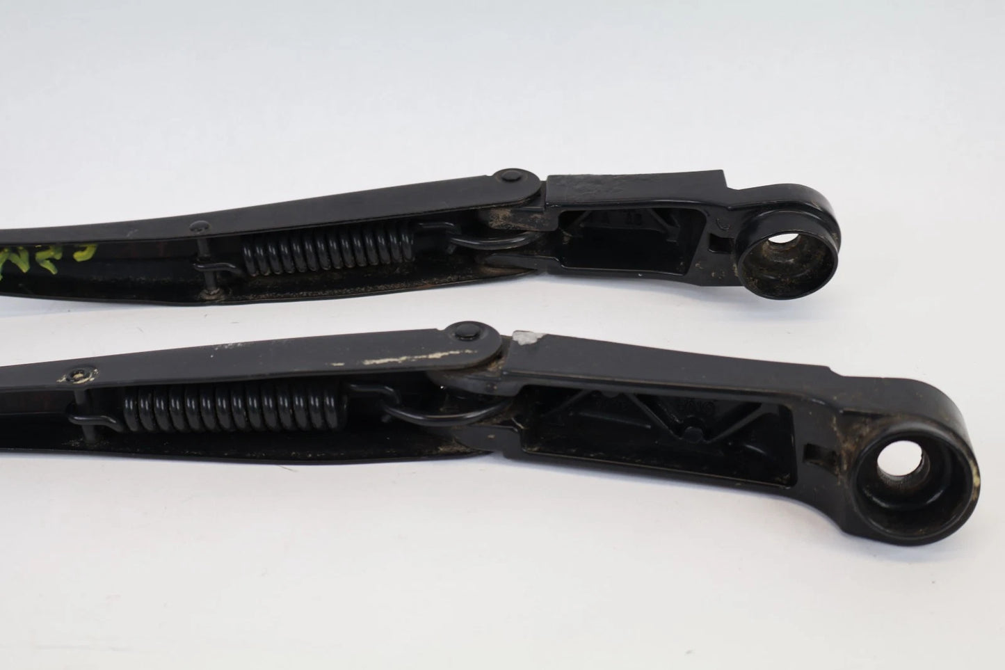 2008-2011 HONDA CIVIC HYBRID SEDAN FRONT WINDSHIELD WIPER ARM PAIR SET OEM