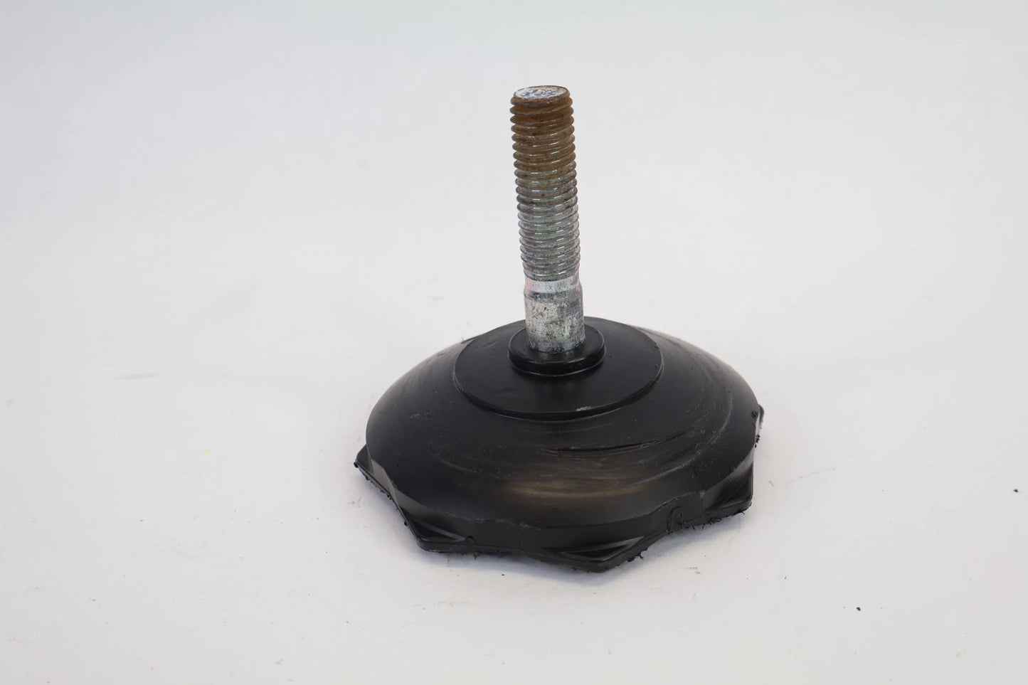 2011-2022 GRAND CHEROKEE SPARE TIRE WHEEL HOLD DOWN BOLT RETAINER 68082978AA OEM
