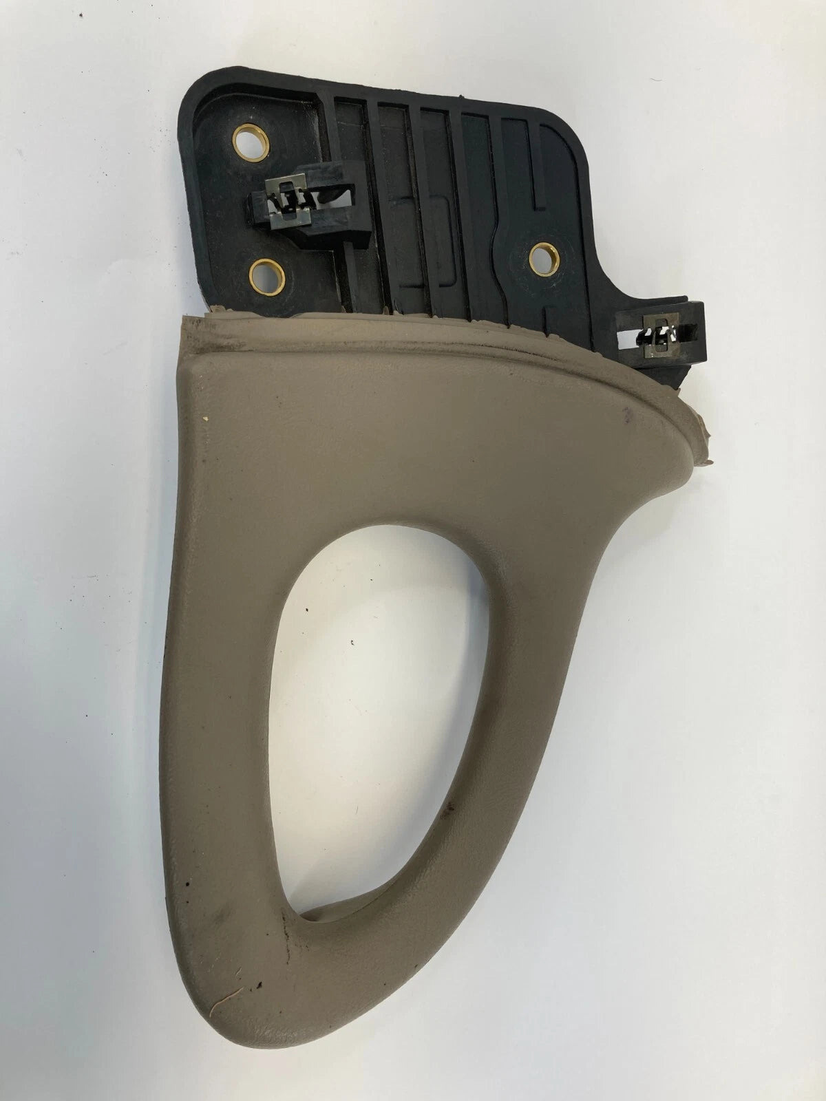 2002-2006 AVALANCHE 1500 2500 REAR LEFT B PILLAR GRAB GRAP HANDLE OEM