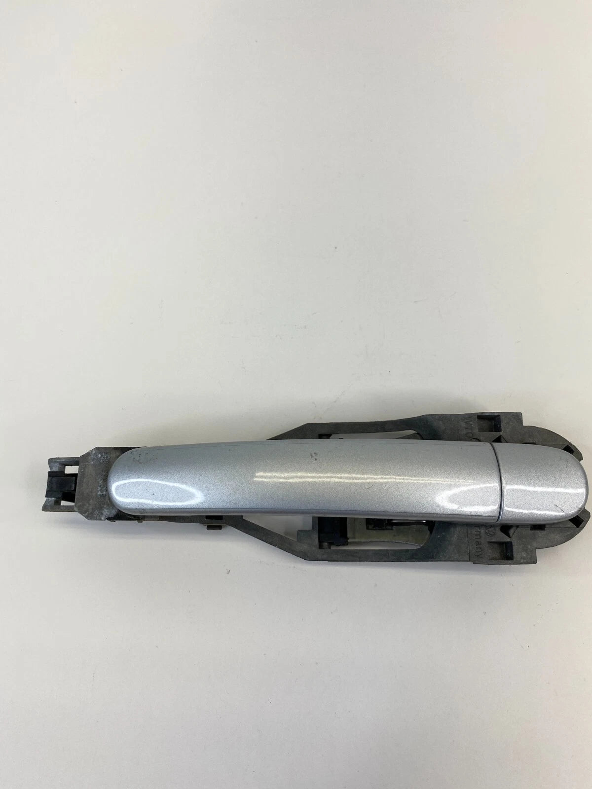 98-05 VOLKSWAGEN PASSAT REAR RIGHT BACK SIDE EXTERIOR DOOR HANDLE 3B0837885D OEM