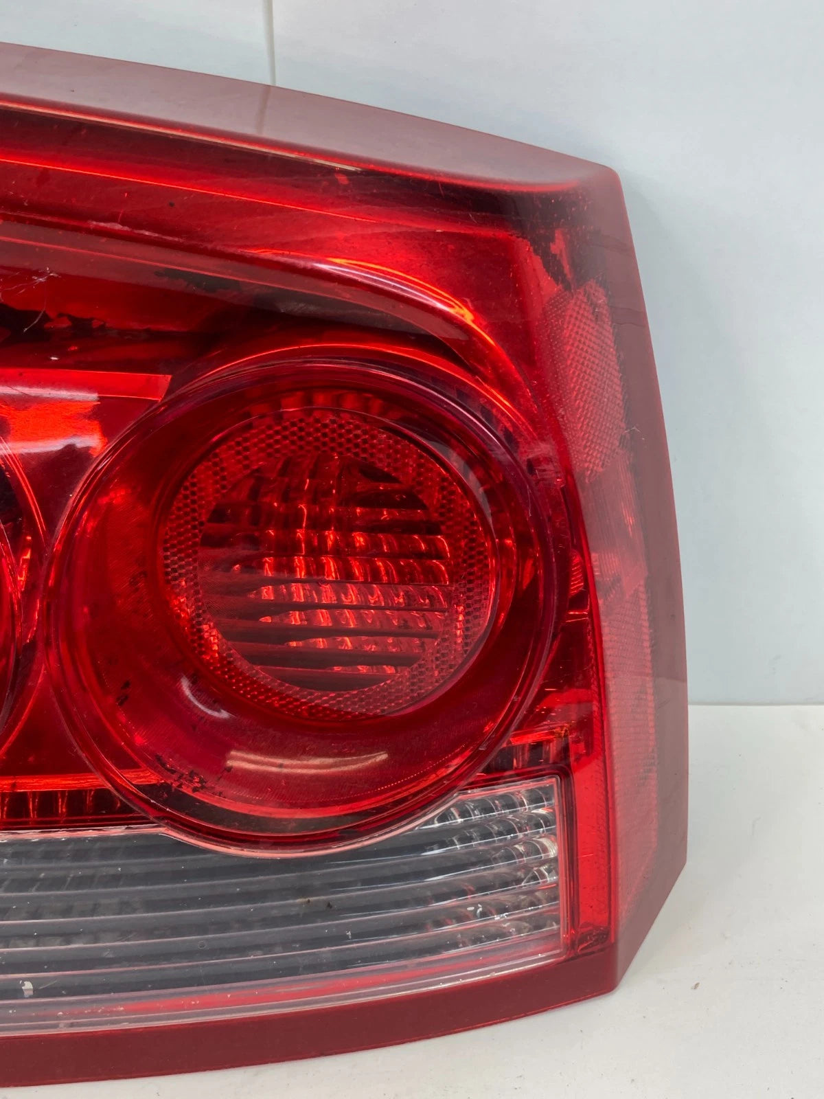 2009 2010 DODGE CHARGER REAR RIGHT PASSENGER TAILLIGHT TAIL LAMP HALOGEN