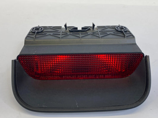 2007-2011 HONDA CR-V REAR THIRD 3RD BRAKE LIGHT HIGH MOUNTED STOP LAMP OEM