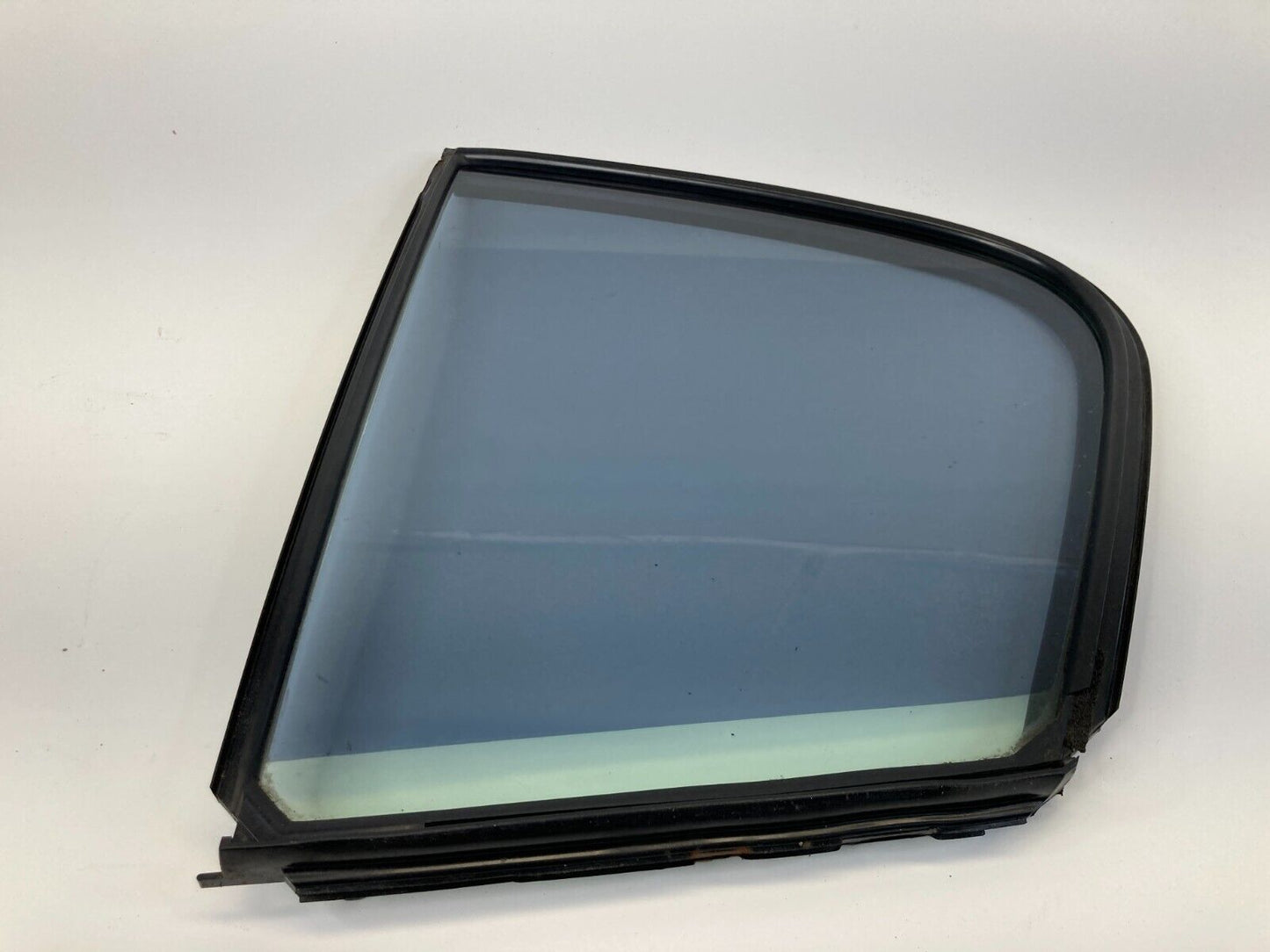 2007 2008 Infiniti G35 SEDAN Rear Left Side Door Quarter Vent Window Glass