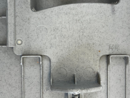 2013-2018 Hyundai Santa Fe Sport Right Side B-pillar Seat Belt Adjuter Cover OEM