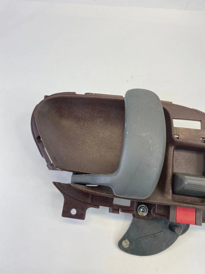 95-99 GMC YUKON CHEVY TAHOE FRONT LEFT DRIVER INNER DOOR HANDLE 5708041 FR LH