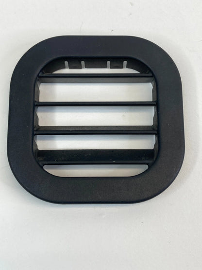 2010 2011 2012 FORD TAURUS LOWER DASH DASHBOARD SIDE DEFROSTER GRILL GRILLE OEM