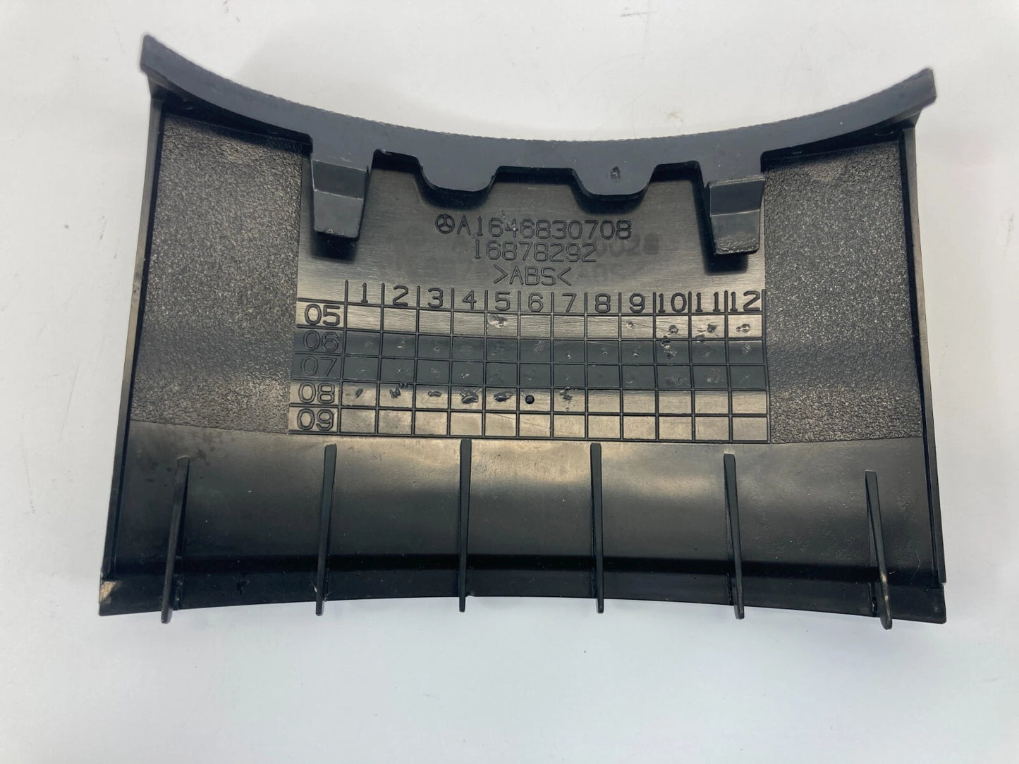 06-11 MERCEDES BENZ ML350 REAR CENTER CONSOLE TRIM COVER PLATE PANEL 646830708