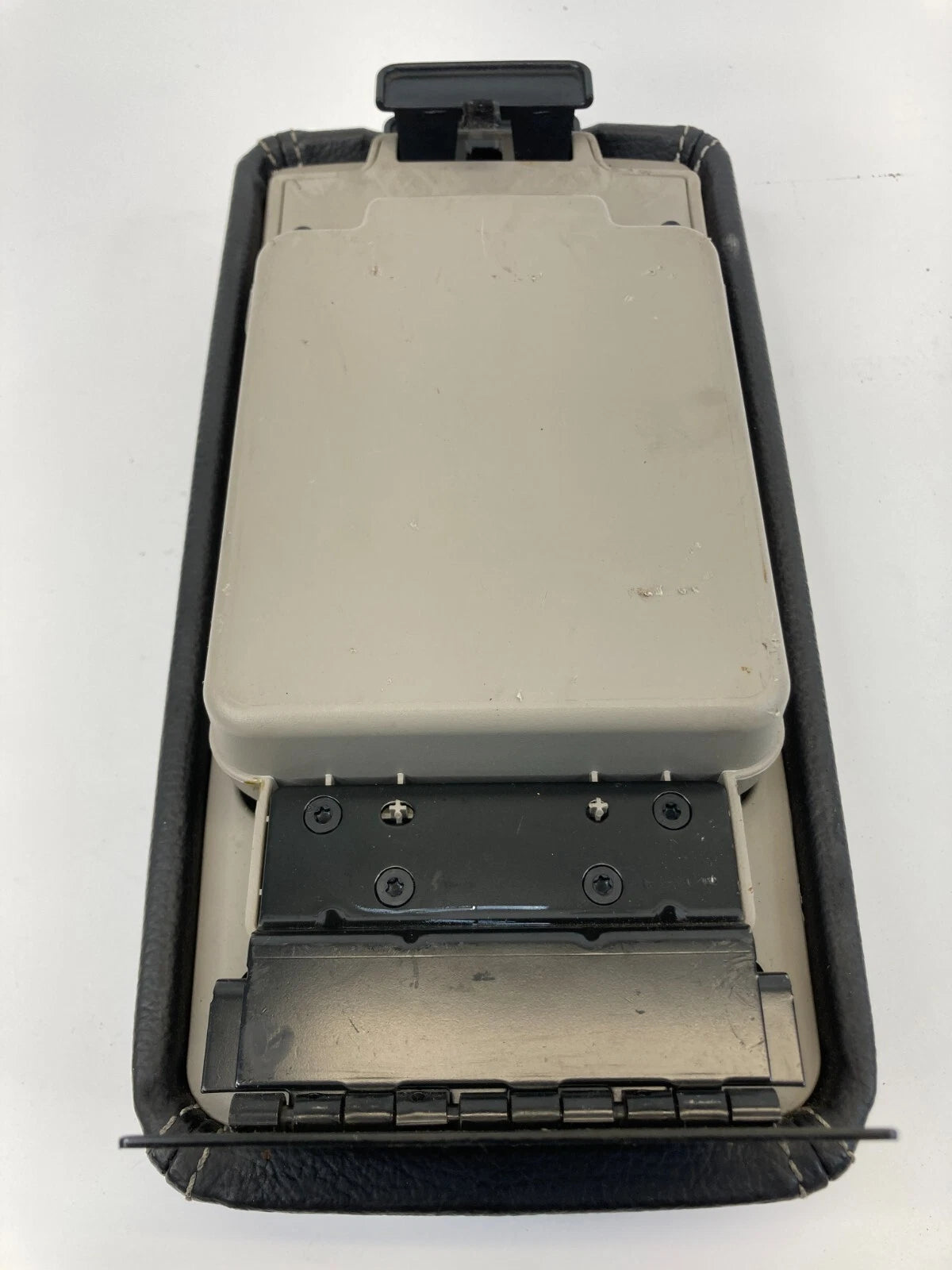 2006-2011 MERCURY MILAN CENTER CONSOLE ARMREST LID COVER STORAGE COMPARTMENT OEM