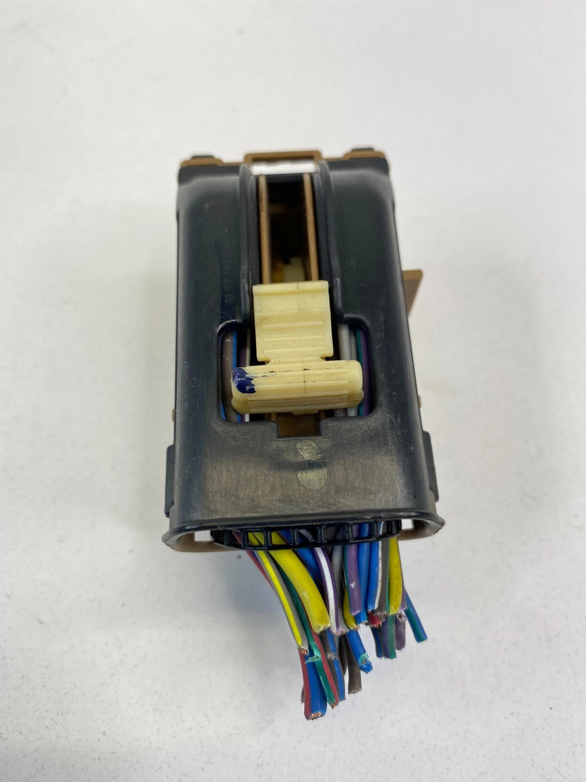 2007 07 LINCOLN MKZ DASH RELAY FUSE BOX PANEL CONNECTOR PLUG 5L5T-14A099-AA OEM