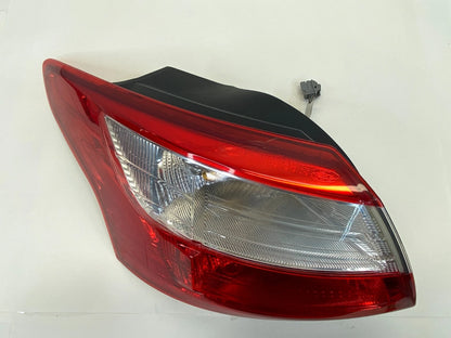 2012-2014 FORD FOCUS SEDAN LEFT DRIVER OUTER TAIL LIGHT TAILLAMP BM5113405E OEM