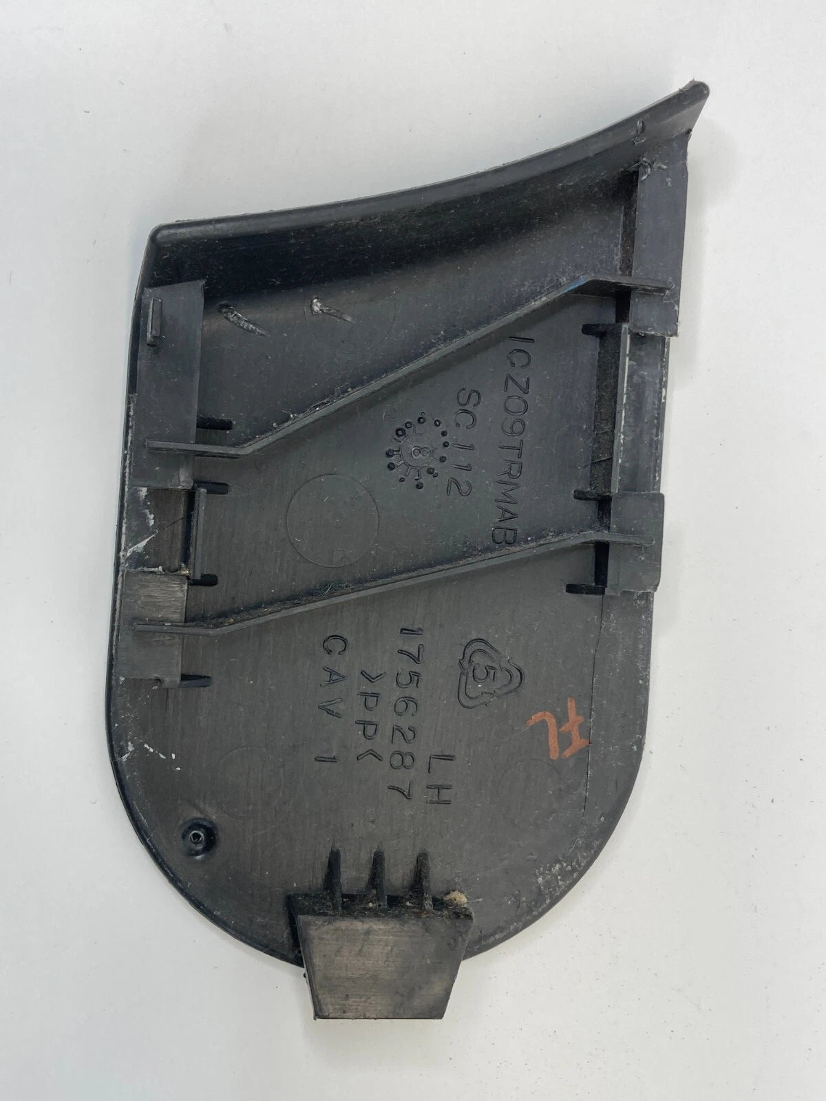 2009-2013 DODGE JOURNEY FRONT LEFT SIDE SEAT TRACK COVER CAP TRIM 1756287