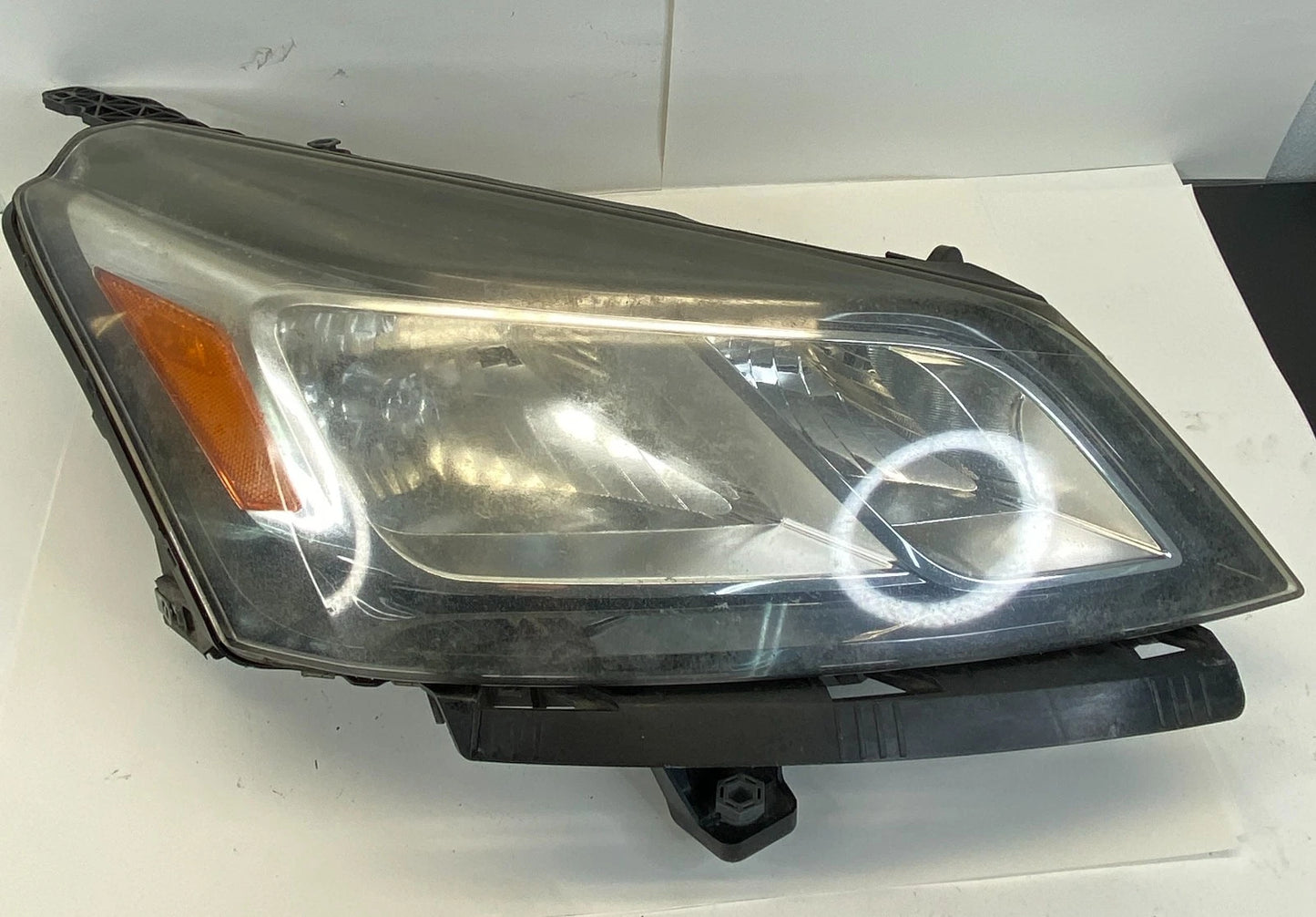 2013-2017 CHEVROLET TRAVERSE PASSENGER RIGHT SIDE HEADLIGHT HEAD LIGHT LAMP