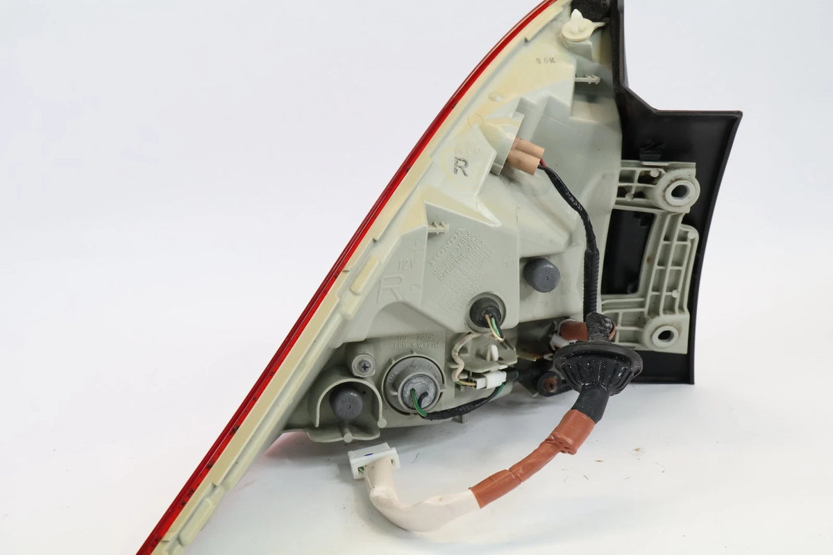 2010 2011 HONDA INSIGHT RIGHT PASSENGER LED TAILLIGHT BRAKE TAIL LAMP ASSY OEM