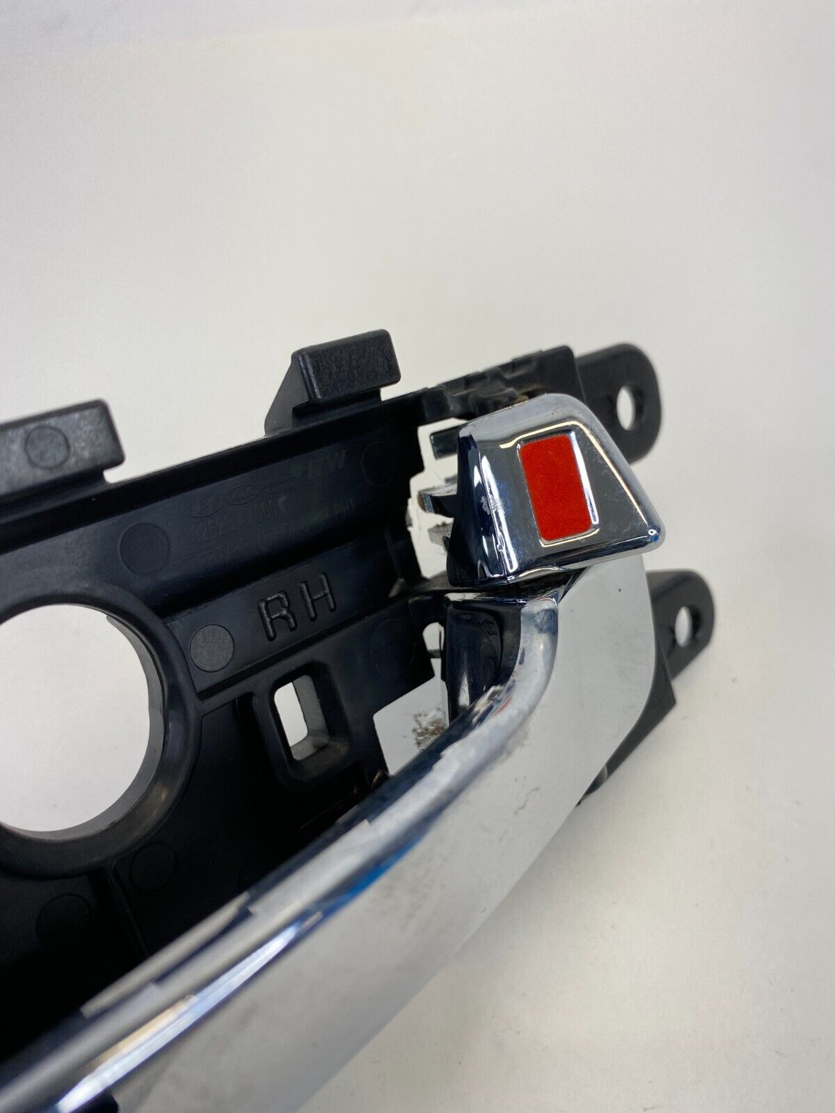 2014-2018 Kia Forte Forte5 Rear Right Interior Door Handle Inner 82623-A7000 OEM