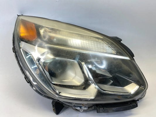 2016 2017 CHEVROLET EQUINOX FRONT RIGHT PASSENGER HEADLIGHT HEADLAMP HALOGEN