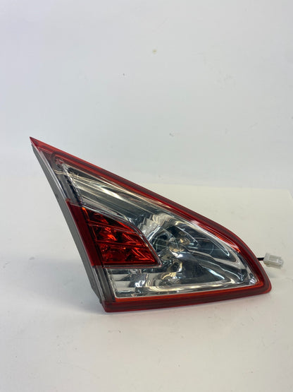 2011-2014 Nissan Murano Rear Left Side Gate Mounted Taillight Backup Lamp Assy