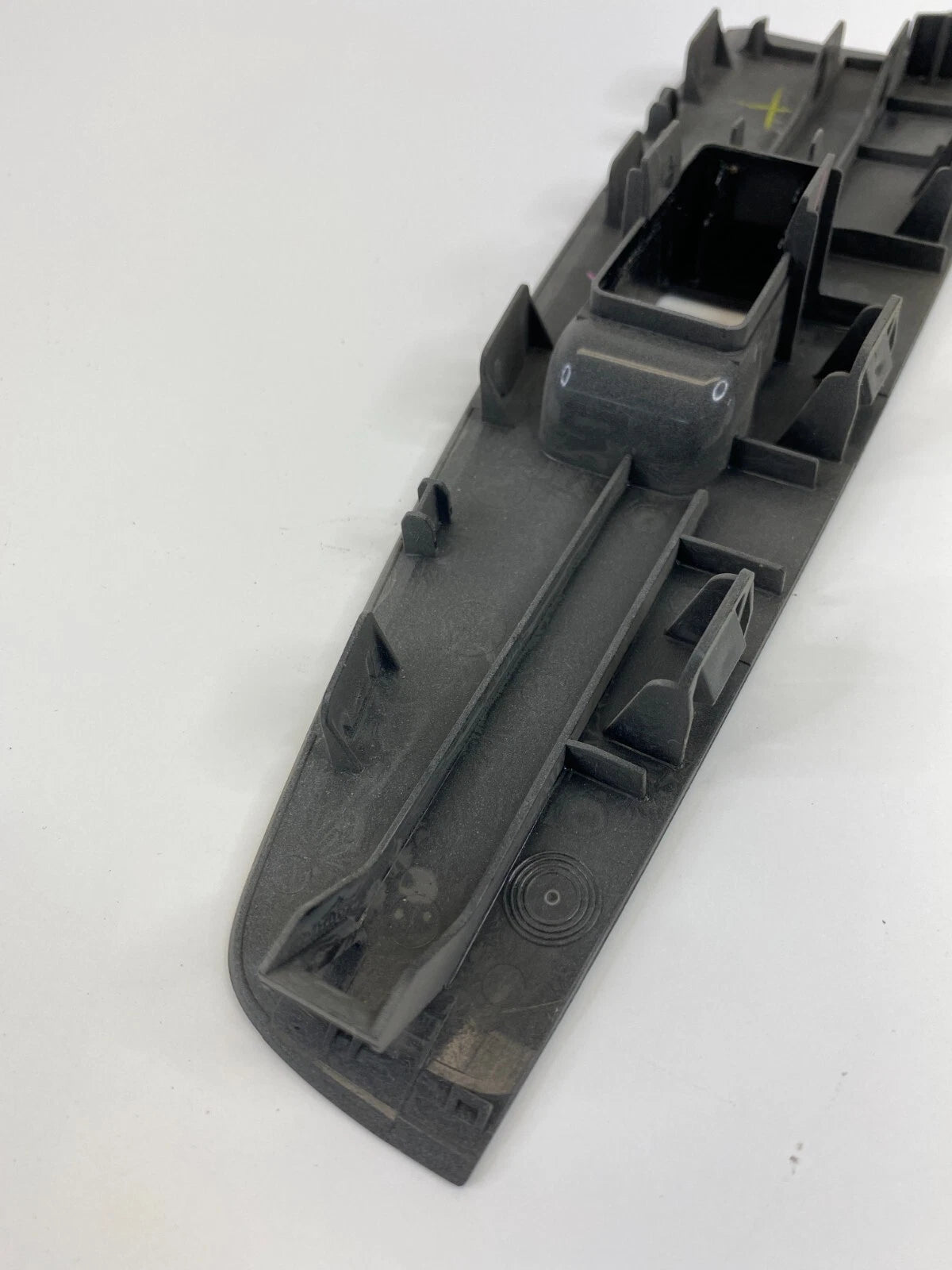 2007-2011 NISSAN ALTIMA FRONT RIGHT DOOR WINDOW SWITCH COVER BEZEL IPAC82960 OEM
