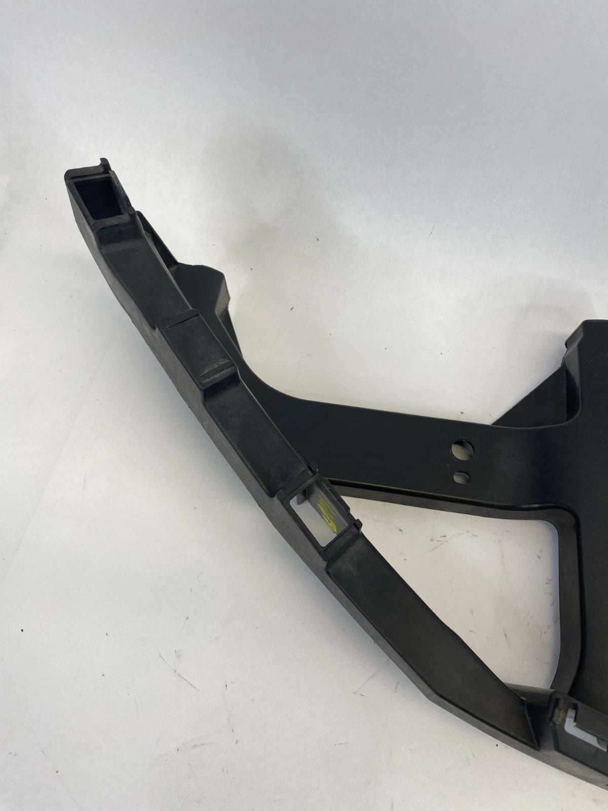 2016-2021 HONDA CIVIC FRONT RIGHT HEADLIGHT BRACKET BUMPER RETAINER OEM