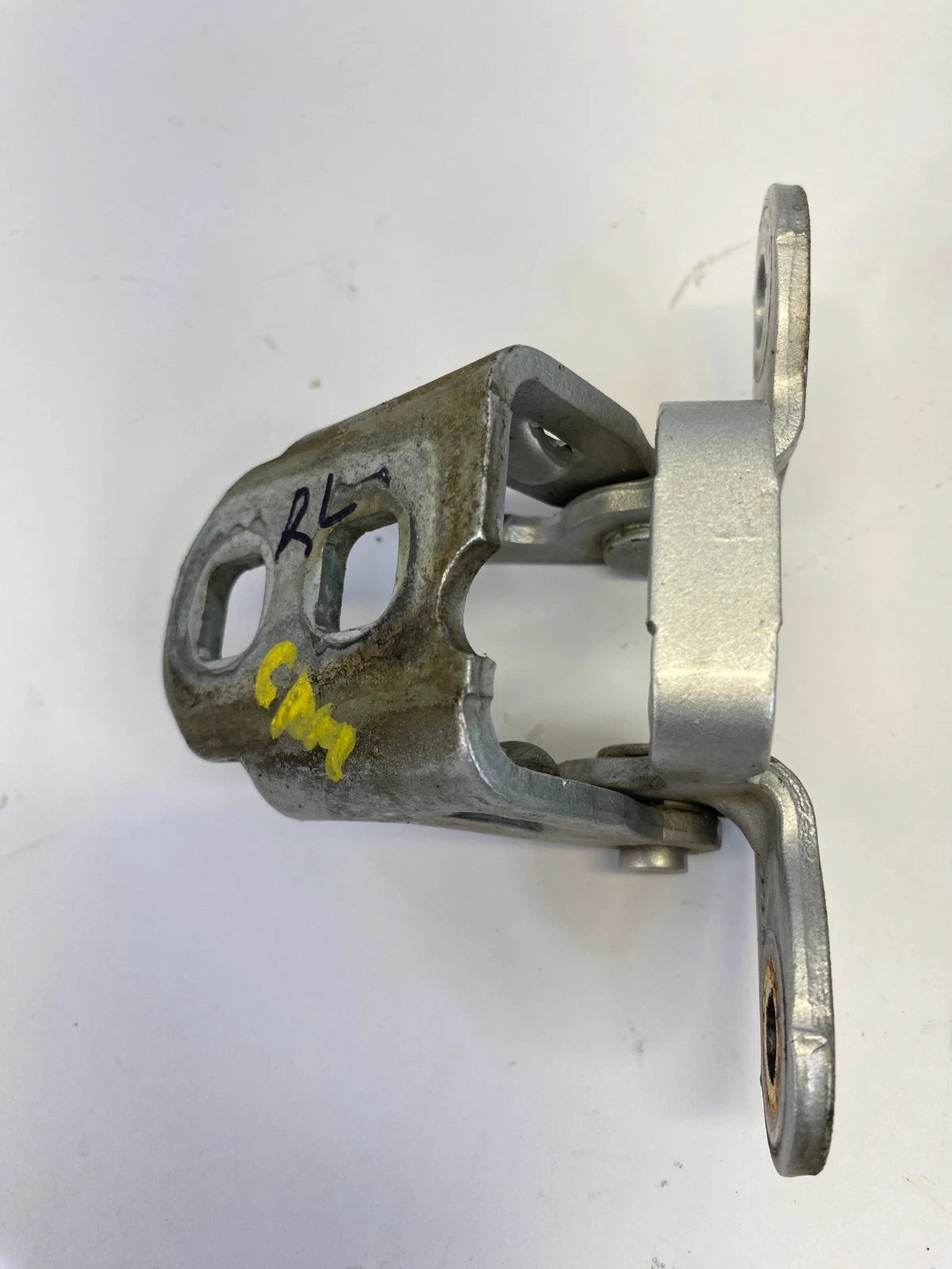 2011-2014 CHRYSLER 200 REAR LEFT DOOR UPPER LOWER HINGE PAIR SET 919AHL OEM