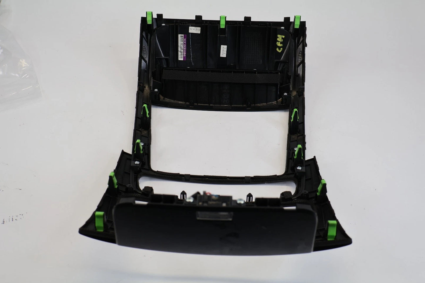 2014 2015 KIA SORENTO DASH RADIO CLIMATE CONTROL BEZEL COVER TRIM 84741-1U005