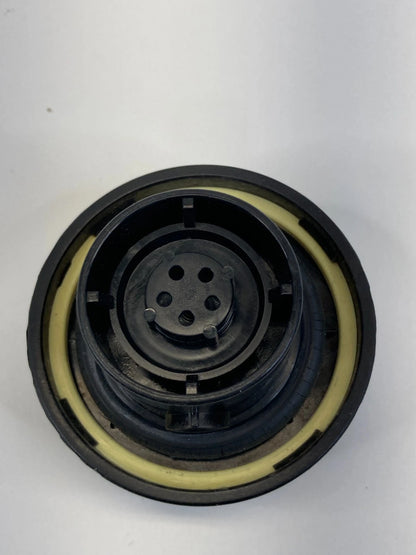 2000-2007 CHEVROLET MONTE CARLO FUEL FILLER GAS LID CAP COVER OEM