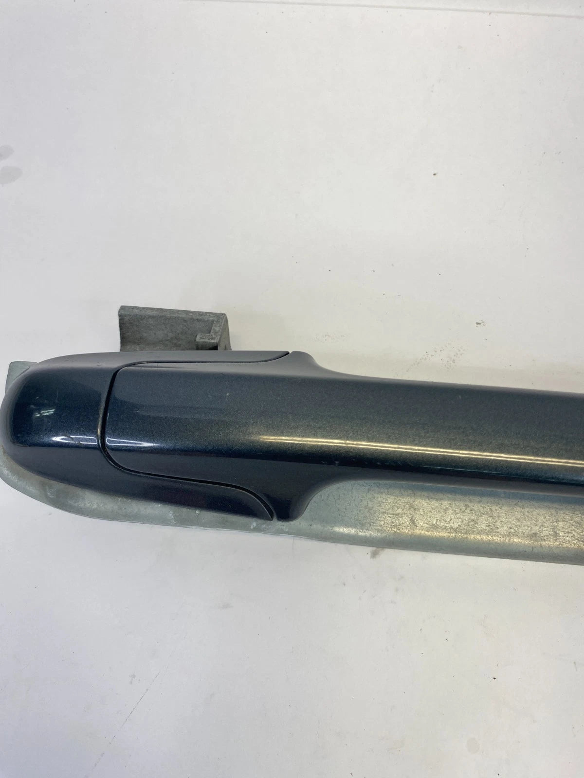 2003-2007 HONDA ACCORD SEDAN REAR RIGHT OUTER DOOR HANDLE GRAPHITE OEM