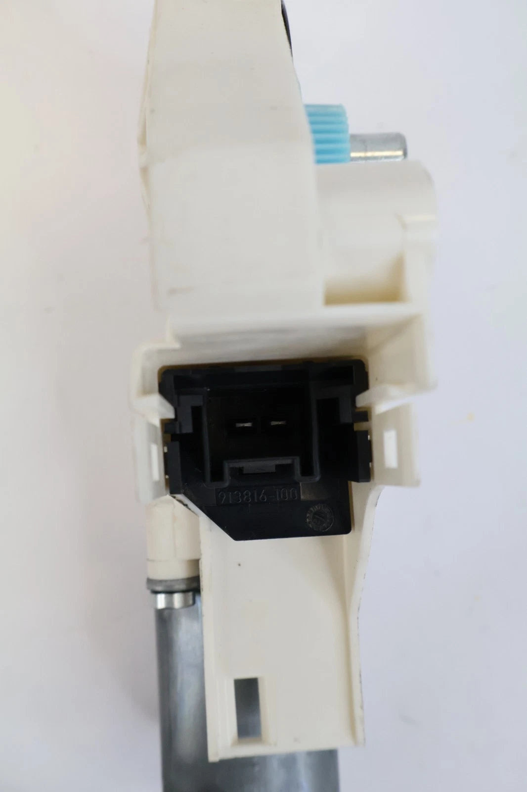2011-2017 VW TOUAREG REAR RIGHT DOOR POWER WINDOW REGULATOR MOTOR OEM 8K0959811A