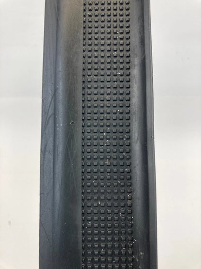 2006-2009 RANGE ROVER SPORT FRONT CENTER CONSOLE RIGHT SIDE INCERT RUBBER MAT